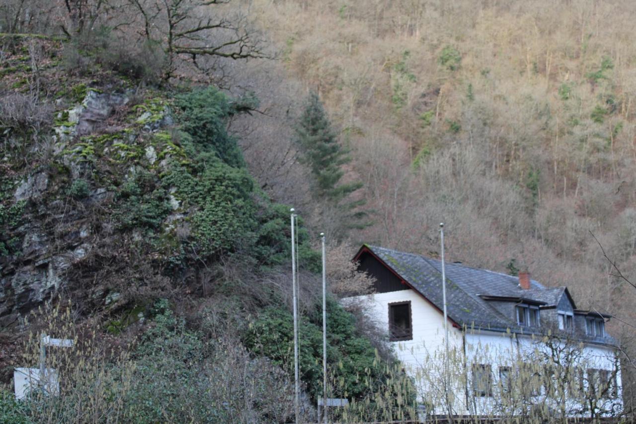 Pension Entersburg Bad Bertrich Exterior photo